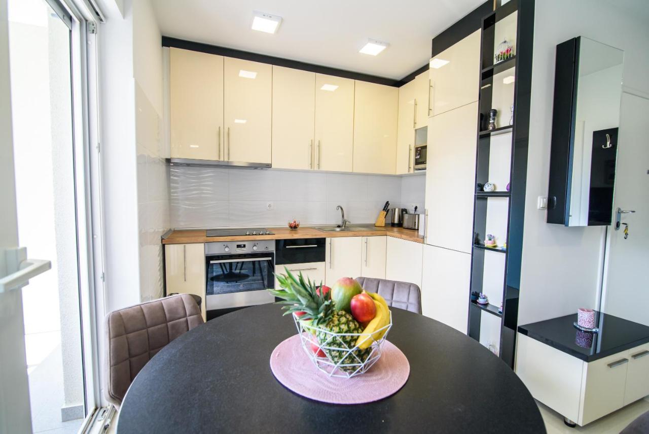 Lorena Luxury Apartment ماكارسكا المظهر الخارجي الصورة